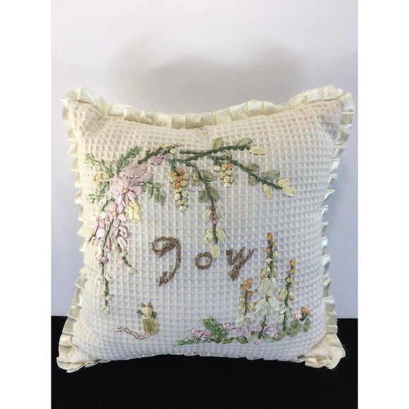 Embroidered Throw Pillows Hope Joy Faith Soft Trim Waffle Decor - Set of 3 - Picture 3 of 13